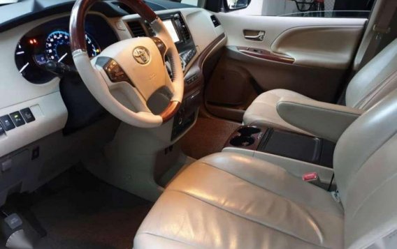 2014 Toyota Sienna for sale-6