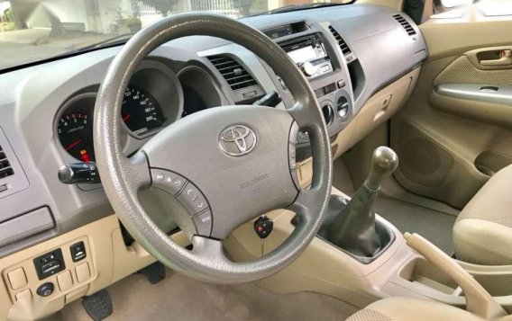 2009 Toyota Hilux G for sale -8