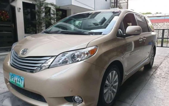 2014 Toyota Sienna for sale-1