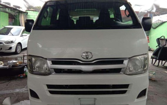 2014 Toyota Hiace Commuter MT Dsl