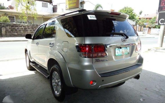 2008 Toyota Fortuner G Diesel Automatic-2