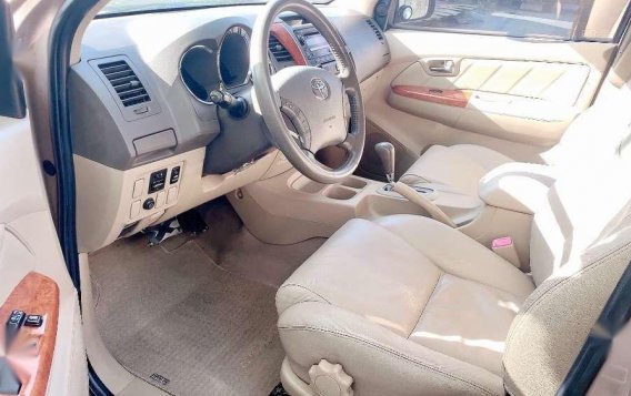 Toyota Fortuner G 2011 rush for sale-1