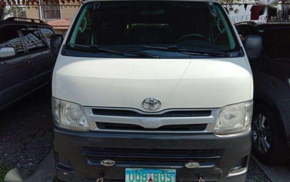 2014 Toyota Hiace Commuter for sale