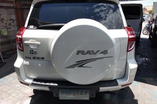 Toyota RAV4 2011 4x2 for sale-5
