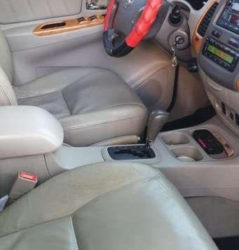 Toyota Innova 2010 for sale-6