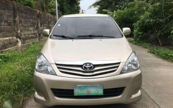 2010 Toyota Innova E Automatic Diesel-5