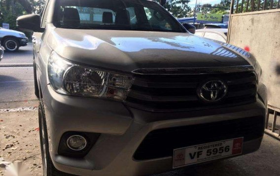 Toyota Hilux E 2016 for sale-4