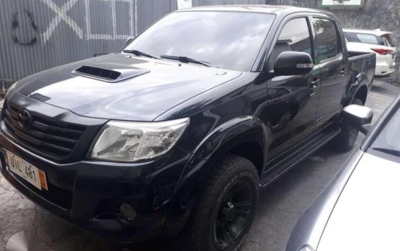 2012 Toyota Hilux 4X4 AT for sale-5