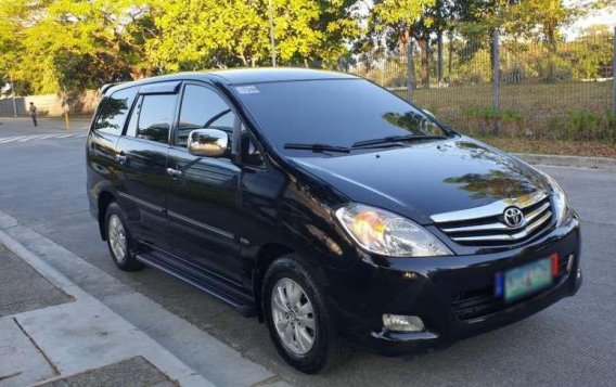 Toyota Innova 2010 for sale