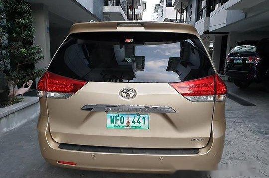Toyota Sienna 2014 for sale-5