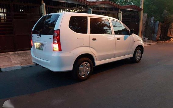 Toyota Avanza 2010 for sale-5