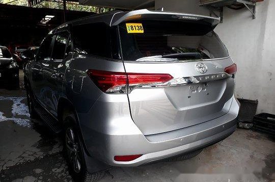 Toyota Fortuner 2017 V AT for sale-3