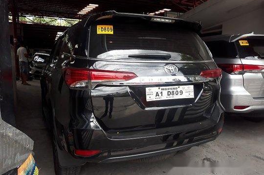 Toyota Fortuner 2018 V AT for sale -3