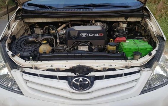 Toyota Innova 2011 for sale-7