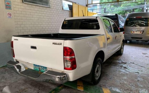 2013 Toyota Hilux J for sale-4