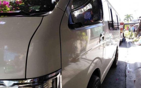 2013 Toyota Hiace Commuter for sale-5