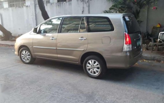 Toyota Innova g 2010 for sale