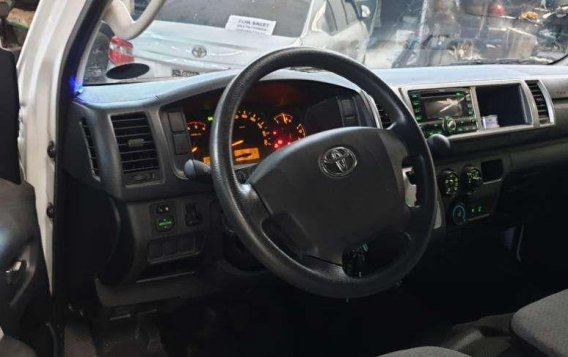 2017 Toyota Hiace Grandia for sale -2