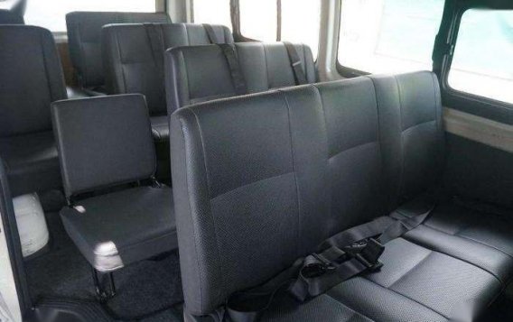 Toyota HIACE Commuter 2016 for sale-9