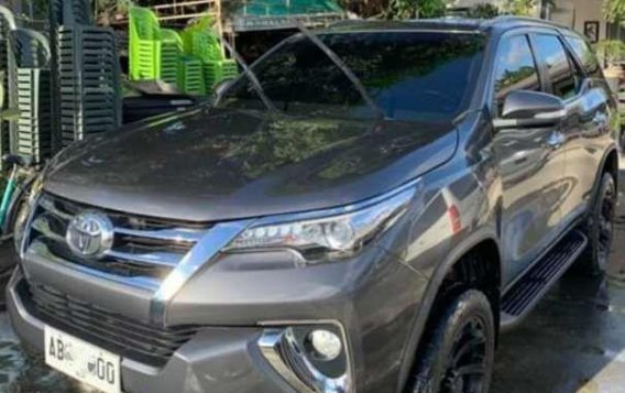 2016 Toyota Fortuner V 4x4 2.8L for sale