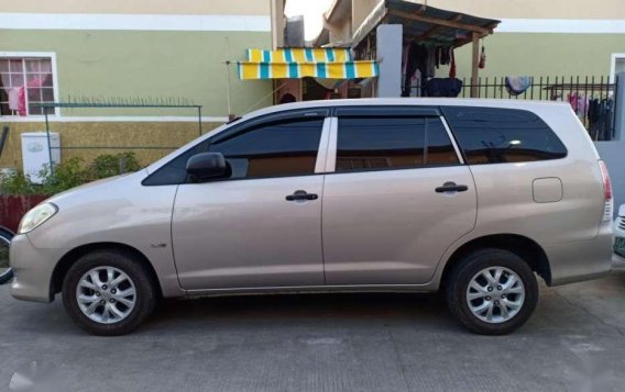 2011 Toyota Innova E for sale-3