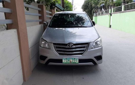 2013 Toyota Innova E for sale