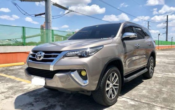 2017 Toyota Fortuner V for sale-2