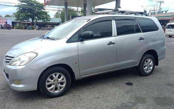 Toyota Innova 2012 for sale-8