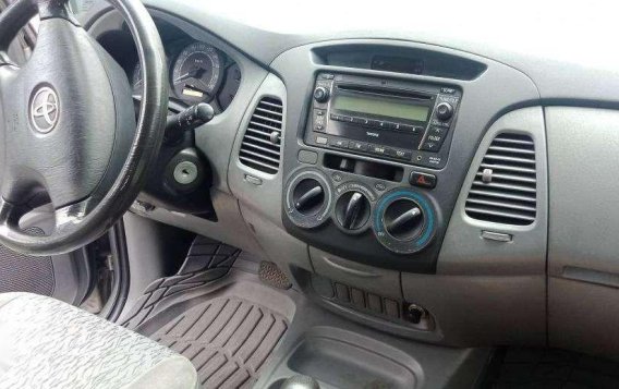 Toyota Innova 2012 for sale-5