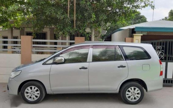 2013 Toyota Innova E for sale-4