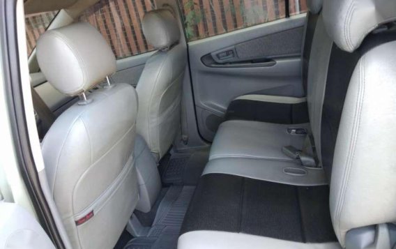 Toyota Innova E 2006 for sale-5