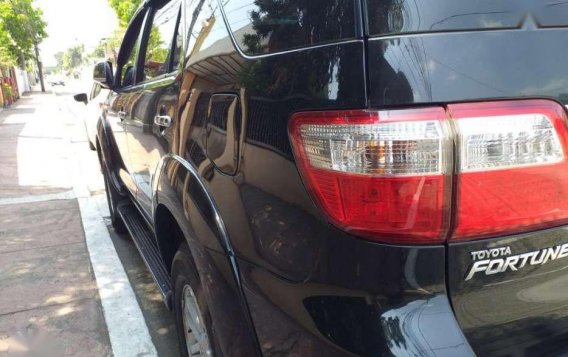 2010 Toyota Fortuner 2.5 Diesel 4x2 AT for sale-5