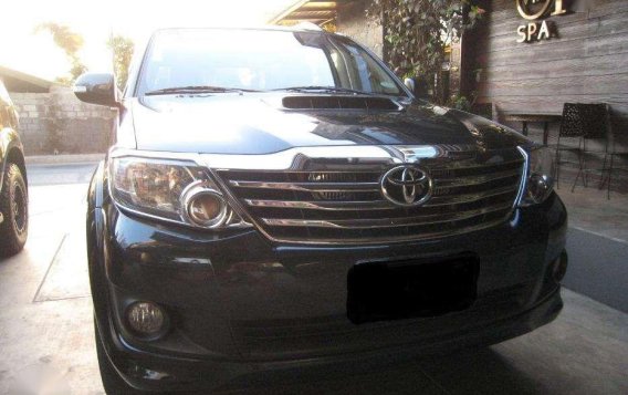 2014 Toyota Fortuner Diesel AT for sale-1