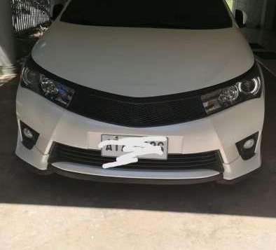 Toyota Corolla Altis 2.0v 2015 for sale