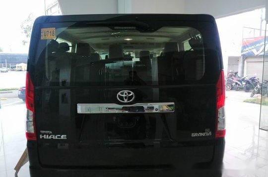 Toyota Hiace 2019 for sale-4