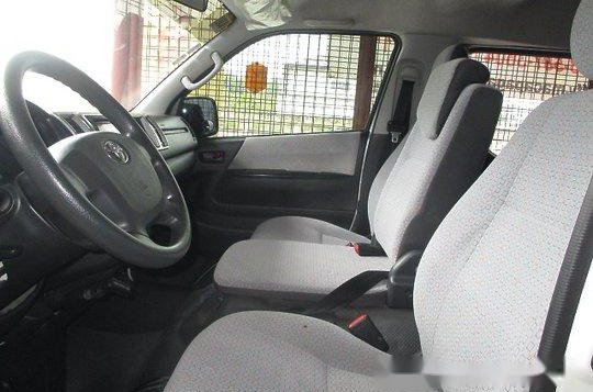 Toyota Hiace 2015 for sale -4