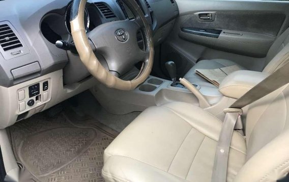 Toyota Fortuner 2006 4x2 for sale-1