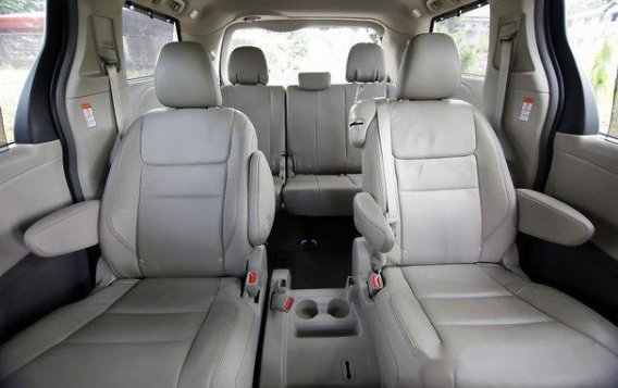Toyota Sienna 2015 for sale -11