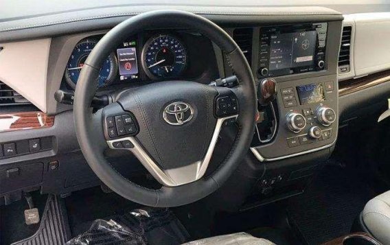 2019 Toyota Sienna Limited for sale-8