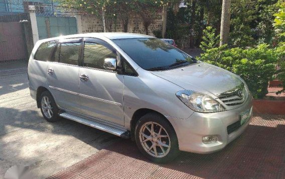 Toyota Innova G 2010 for sale-1