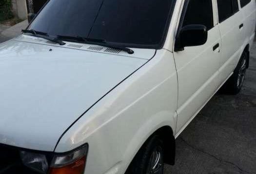 Toyota Revo dlx DIESEL 1999 for sale-1