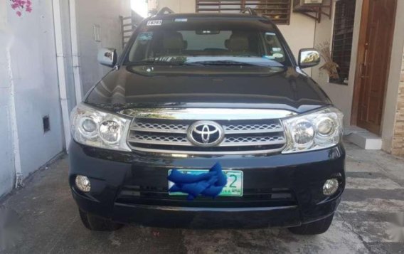 2011 Toyota Fortuner G for sale 
