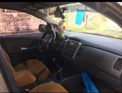 For sale Toyota Innova 2012-5