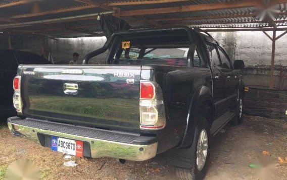Toyota Hilux 2015 4x2 Automatic for sale-1