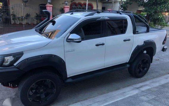 2016 Toyota Hilux 4x2 Automatic Diesel for sale-2