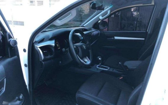 2016 Toyota Hilux 4x2 Automatic Diesel for sale-4