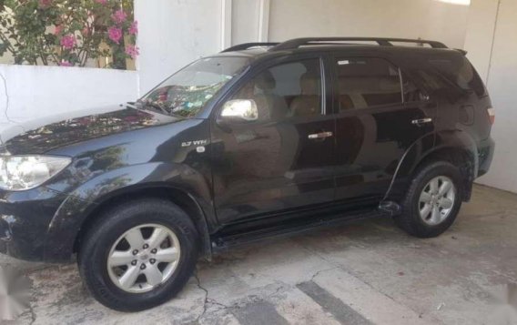 2011 Toyota Fortuner G for sale -2