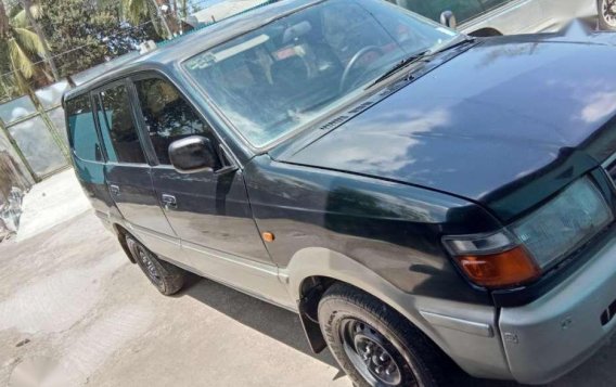 Toyota Revo 2000 for sale-1