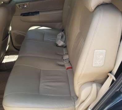 Toyota Fortuner 4x2 2012 for sale-3