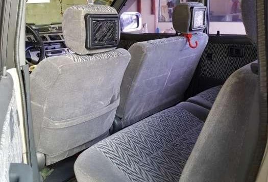 Toyota Revo VX200 2003 for sale-10